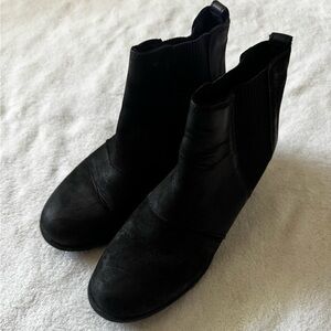 Sorel Black Ankle Booties